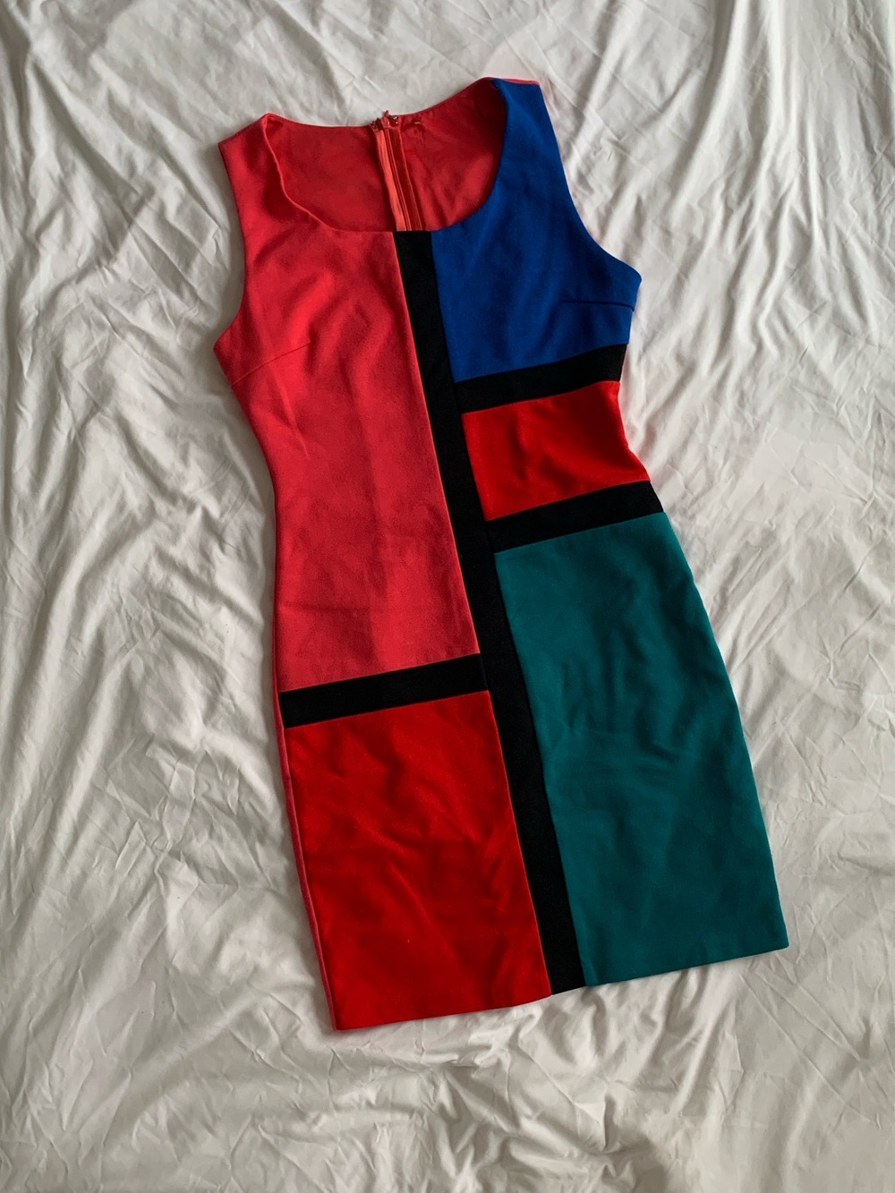 Colorblock Sleeveless Shift Dress in Pink, Red, Blue & Teal